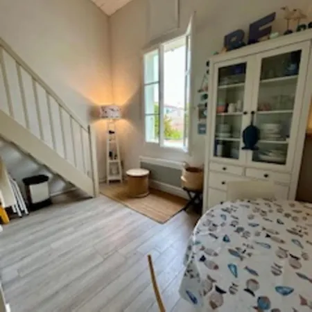 32 M2 With Swimming Pool