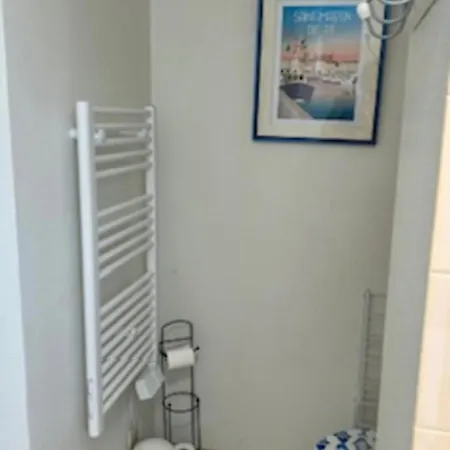 32 M2 With Swimming Pool *